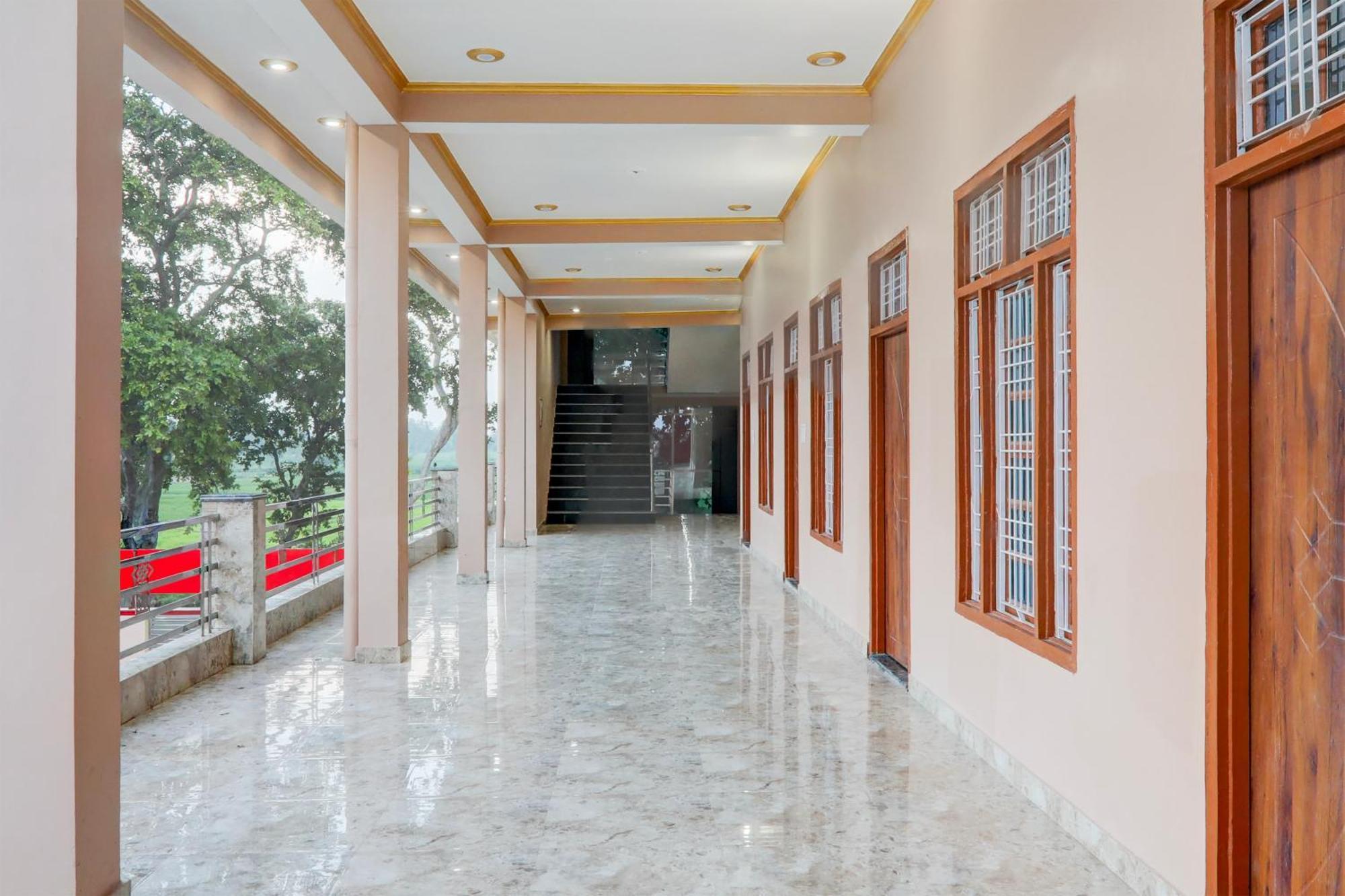 Hotel O Kashvi Hotel Sitapur  Buitenkant foto